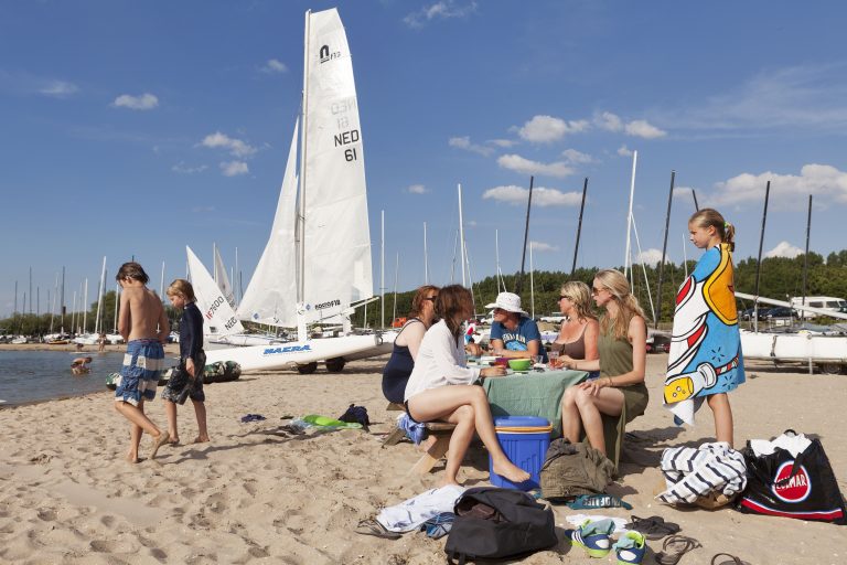 Op pad langs de Almeerse stranden